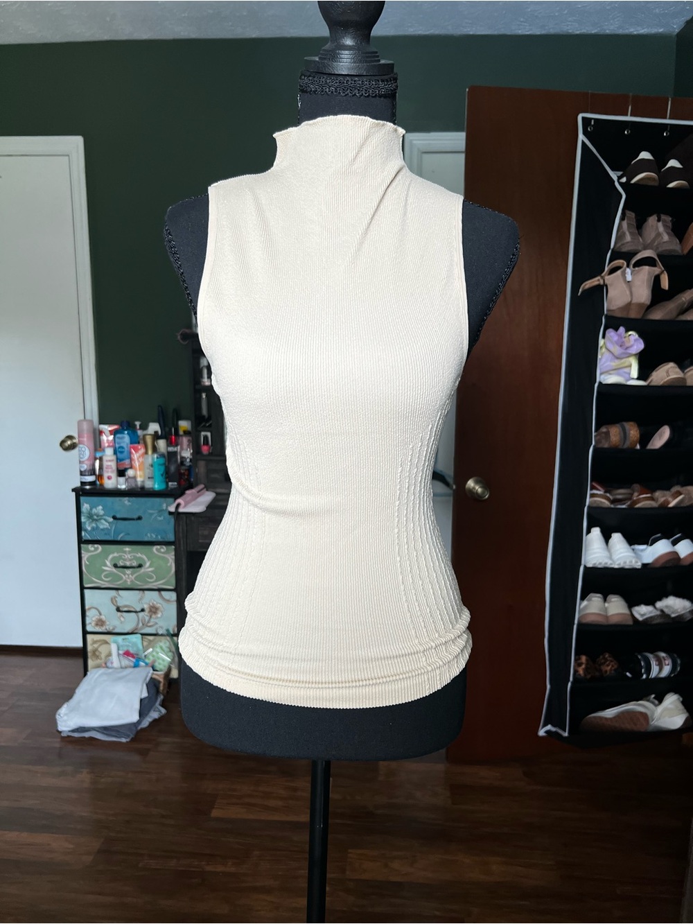 Sleeveless Mock Neck Ribbed Tank - Cream